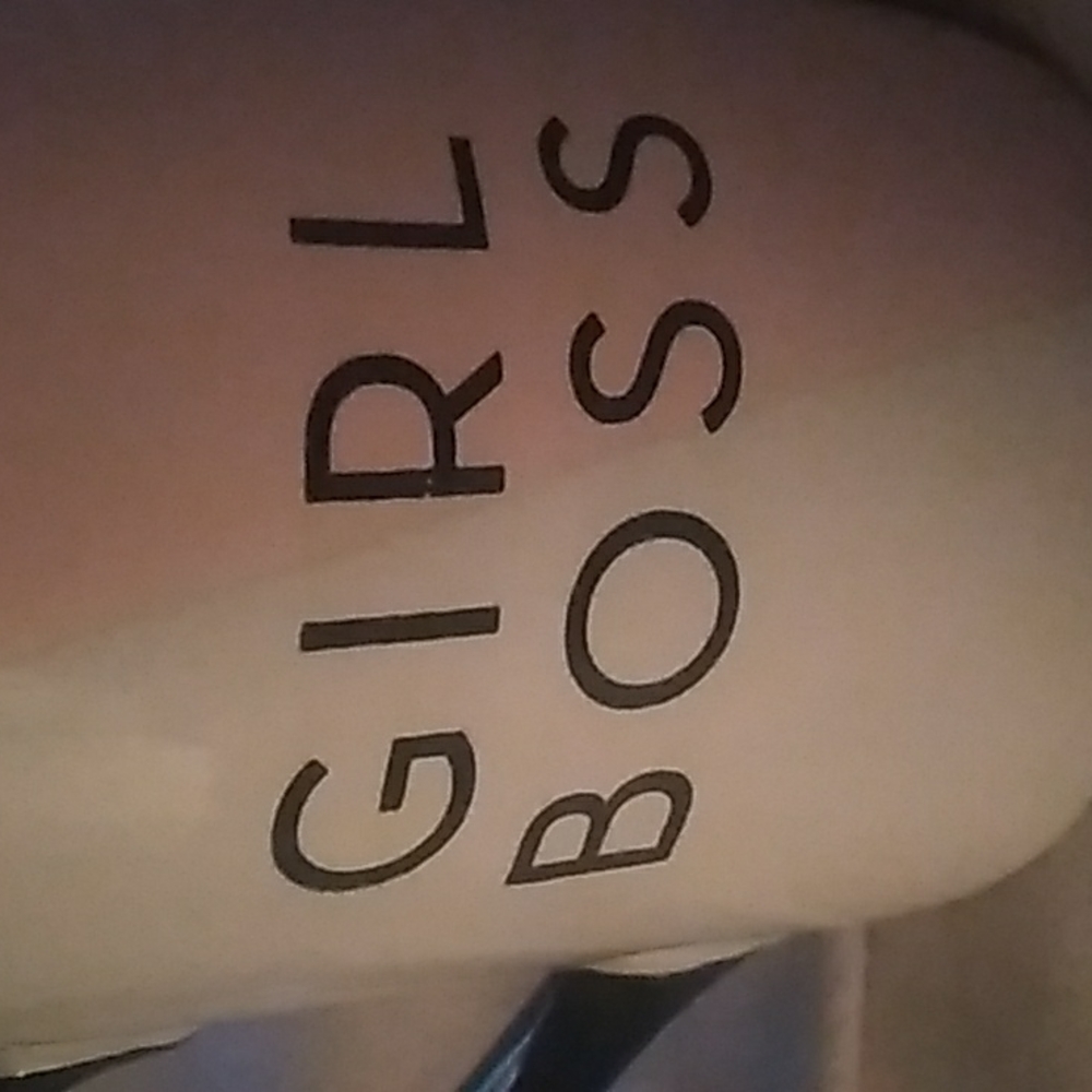 Girl Boss oversized mug - Picture 2 of 4